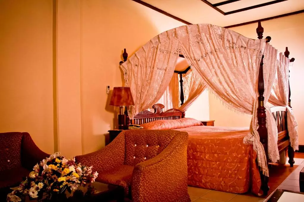 Grand Oriental Hotel